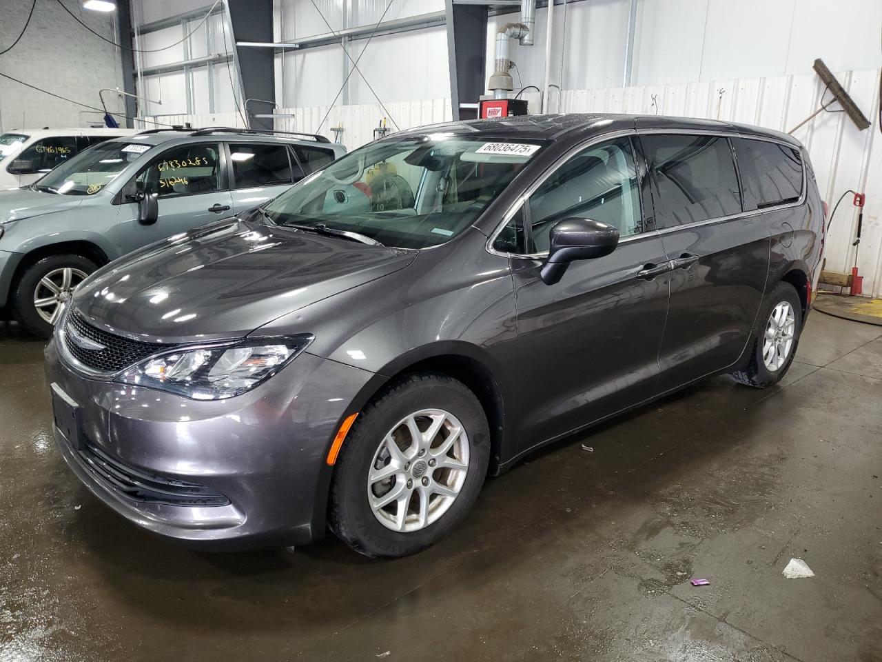 CHRYSLER PACIFICA TOURING