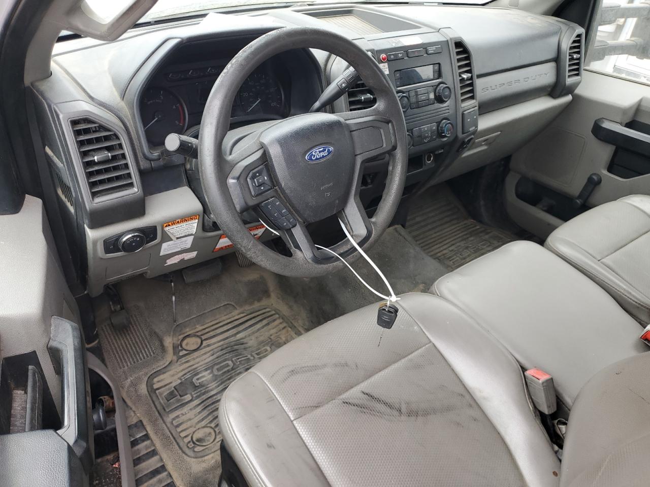 FORD F-550 SUPER DUTY