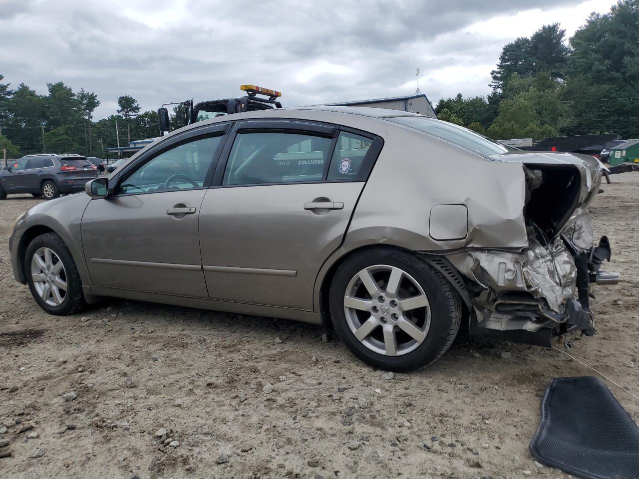 Lot #3240140126 2004 NISSAN MAXIMA SE