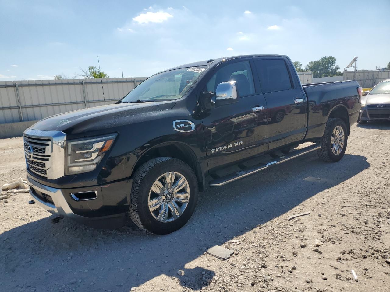 NISSAN TITAN SV