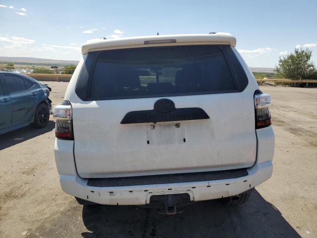 2019 TOYOTA 4RUNNER SR JTEBU5JR2K5683442