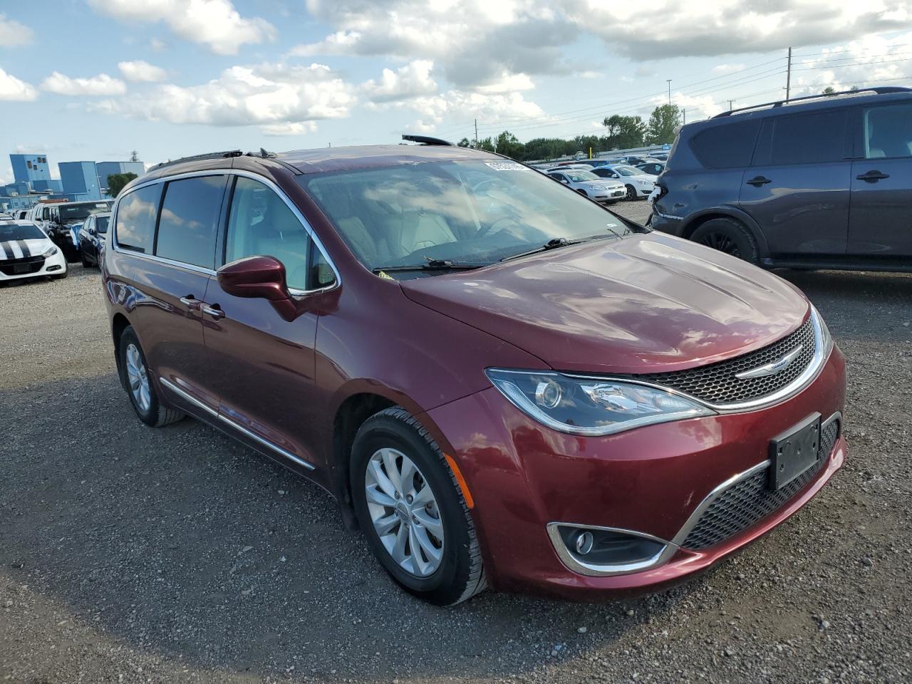 CHRYSLER PACIFICA TOURING L