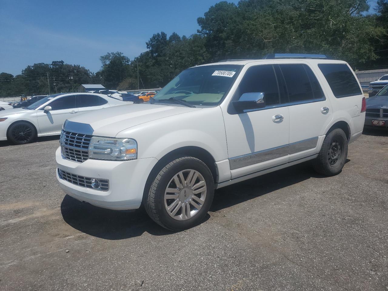 LINCOLN NAVIGATOR