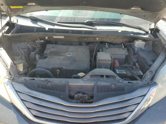 2011 TOYOTA SIENNA XLE - 5TDYK3DC1BS020082