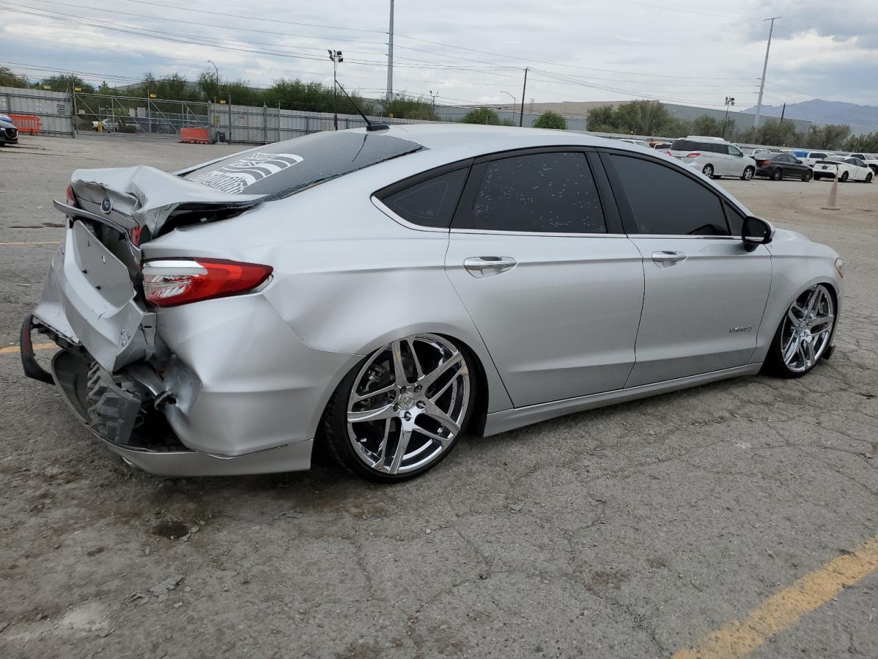 FORD FUSION SE HYBRID