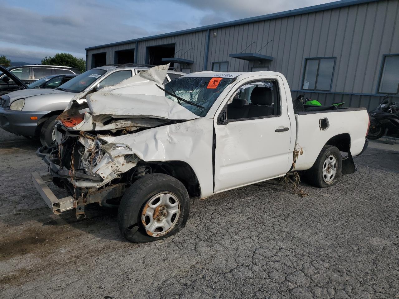 TOYOTA TACOMA