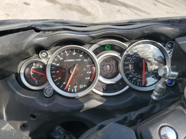 2011 SUZUKI GSX1300 R JS1GX72AXB2102805