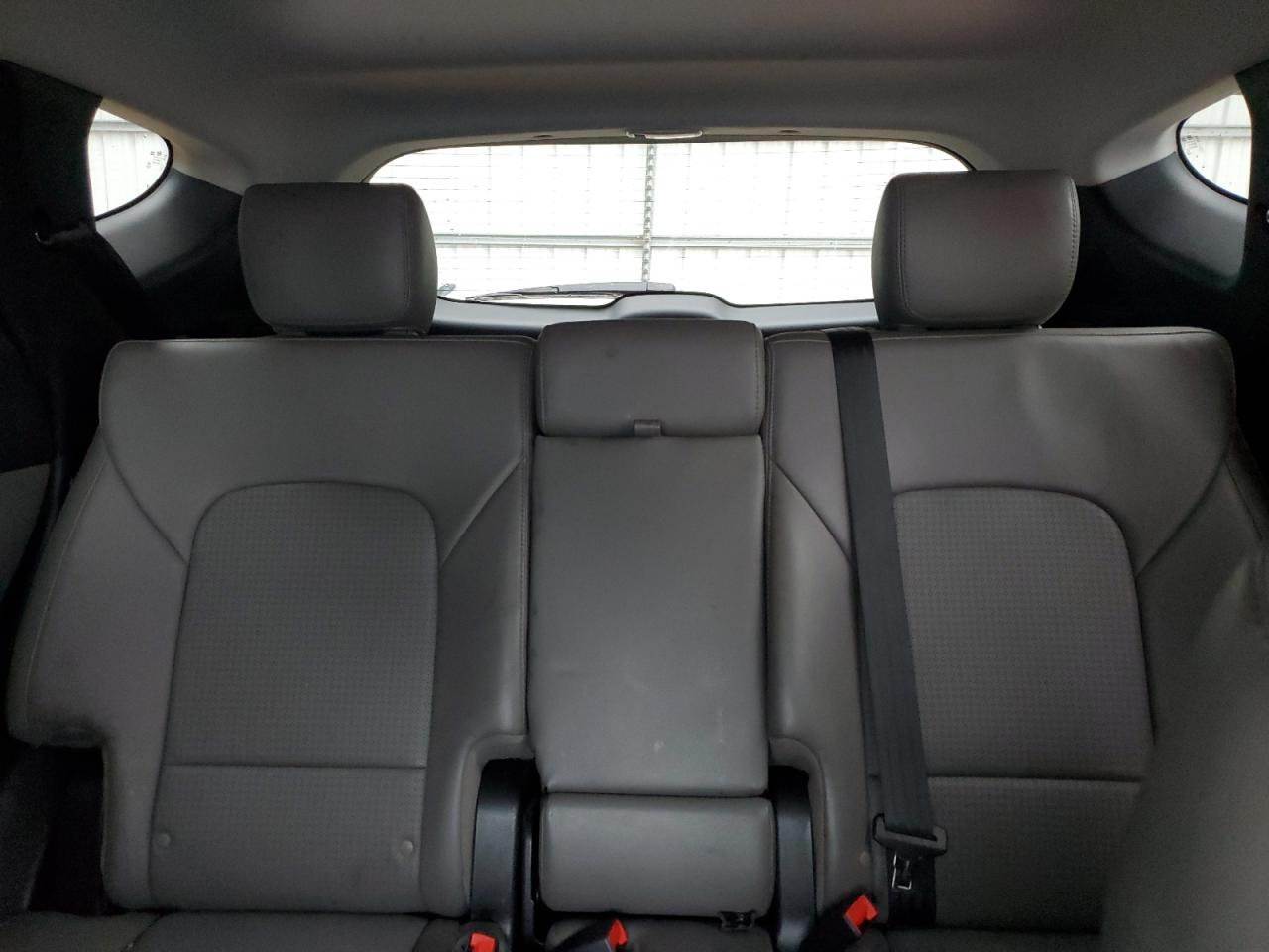 HYUNDAI SANTA FE SPORT