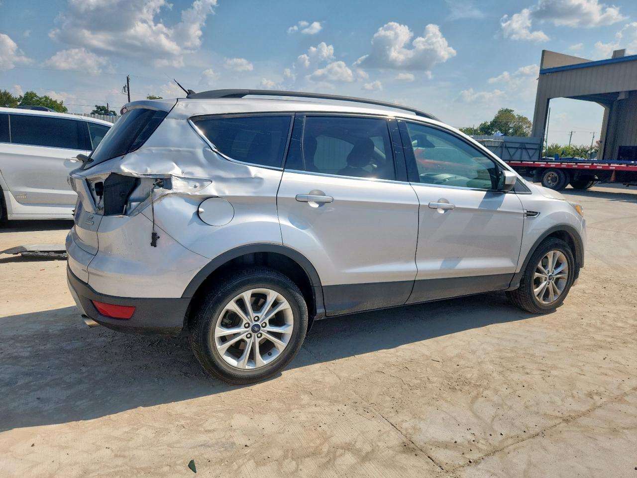 FORD ESCAPE SE