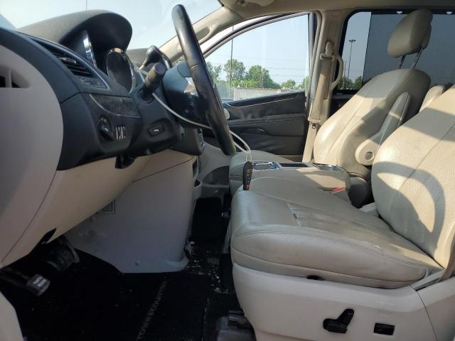 2011 CHRYSLER TOWN & COU - 2A4RR8DG7BR633598