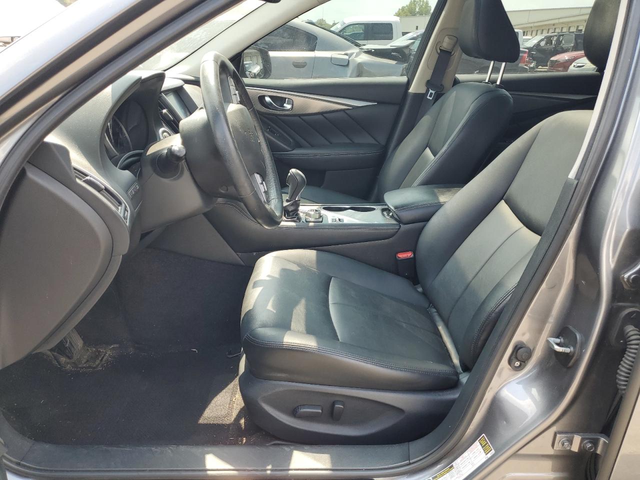 INFINITI Q50 PREMIUM