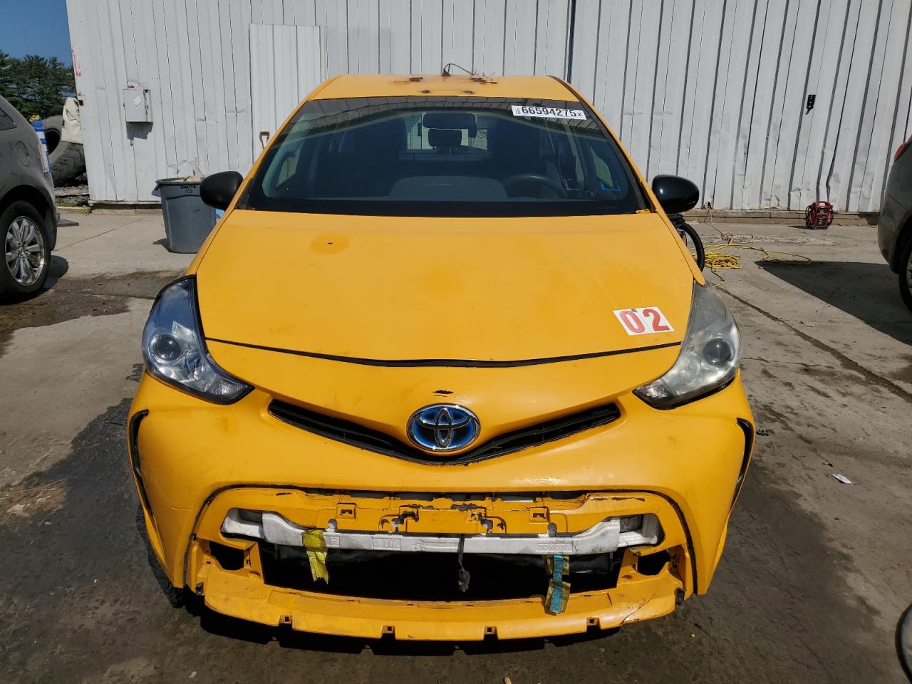 TOYOTA PRIUS V