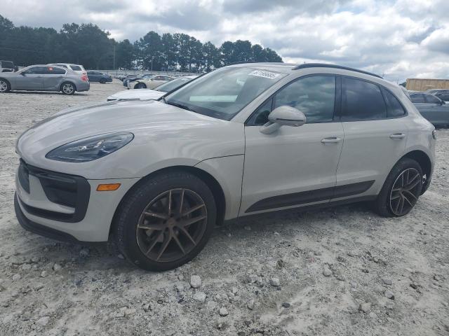 PORSCHE MACAN BASE