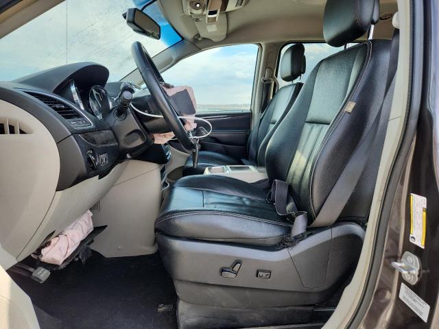 2015 CHRYSLER TOWN & COU - 2C4RC1BGXFR577194
