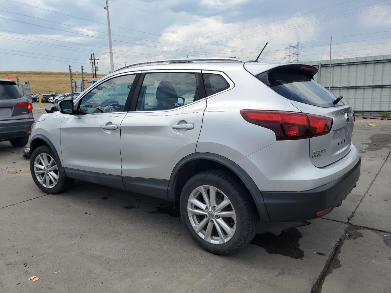 NISSAN ROGUE SPORT S