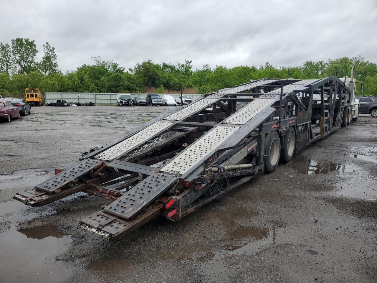 Lot #3229772368 2006 FREIGHTLINER COLUMBIA 1