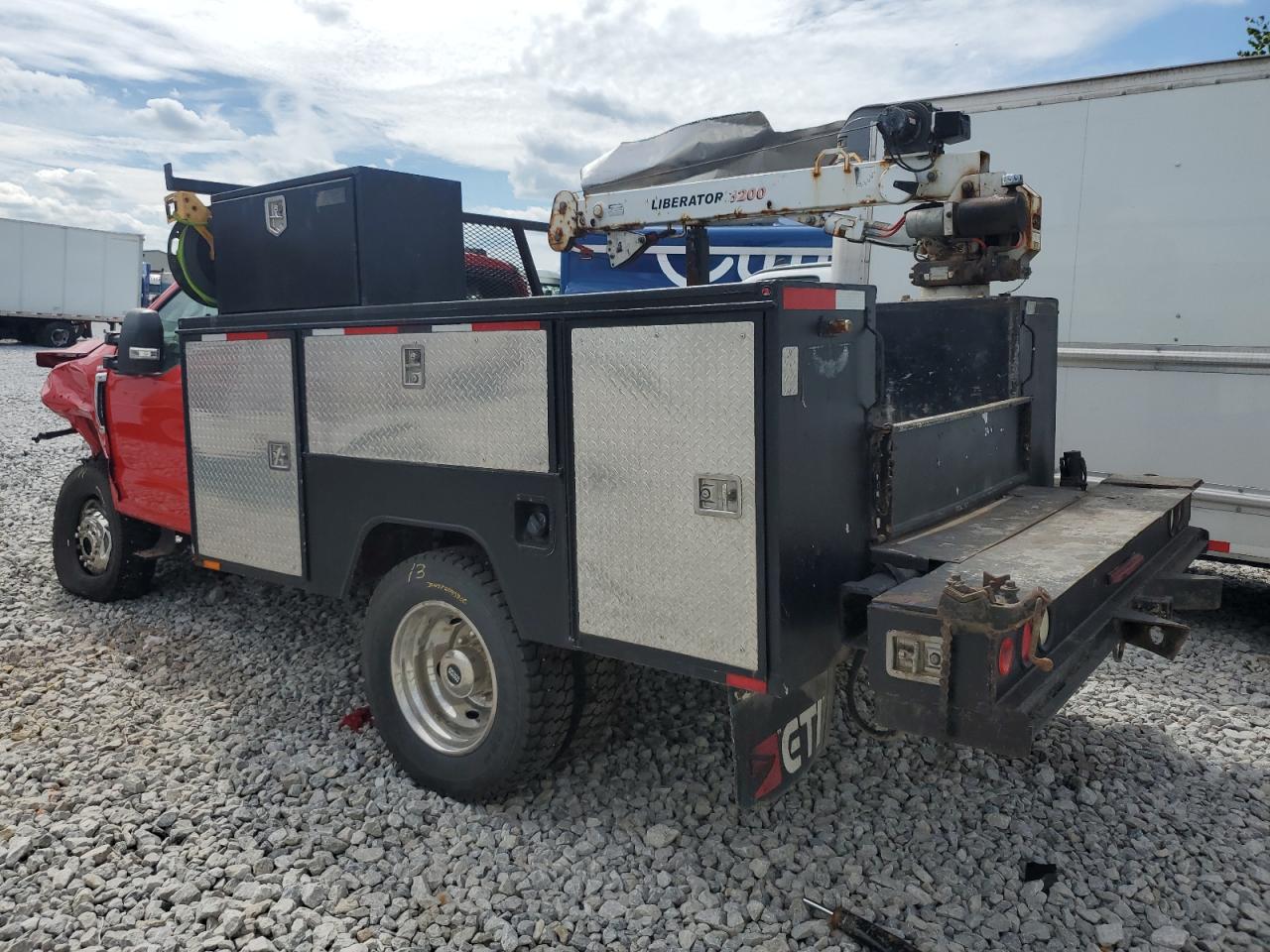 FORD F-550 SUPER DUTY