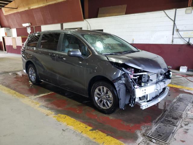 2025 TOYOTA SIENNA LE - 5TDKRKEC3SS245131