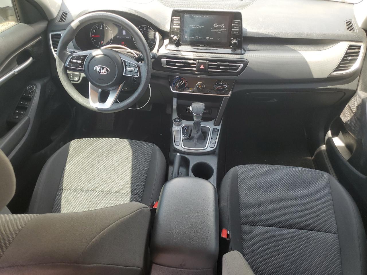 KIA SELTOS LX