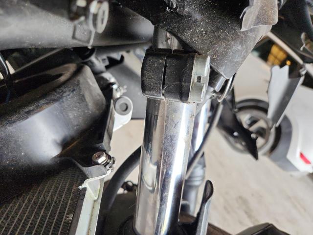 2024 KAWASAKI EX650 R ML5EXER15RDAD2208