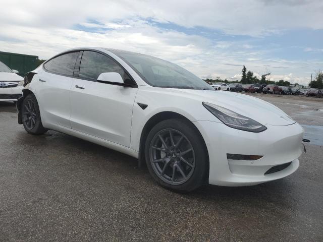 2021 TESLA MODEL 3 5YJ3E1EA8MF857860