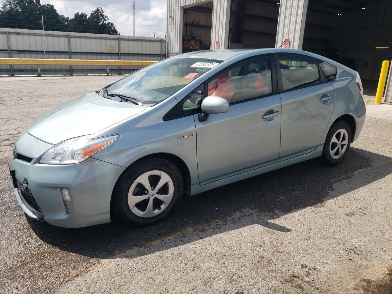 TOYOTA PRIUS