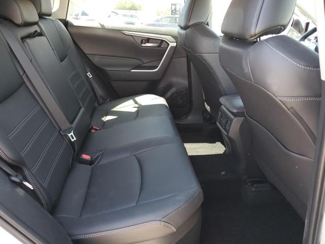 2024 TOYOTA RAV4 XLE P 2T3B6RFV5RW073663