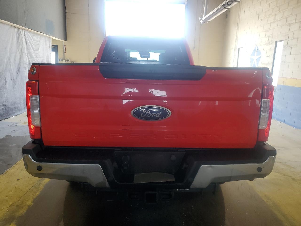 FORD F-250 SUPER DUTY