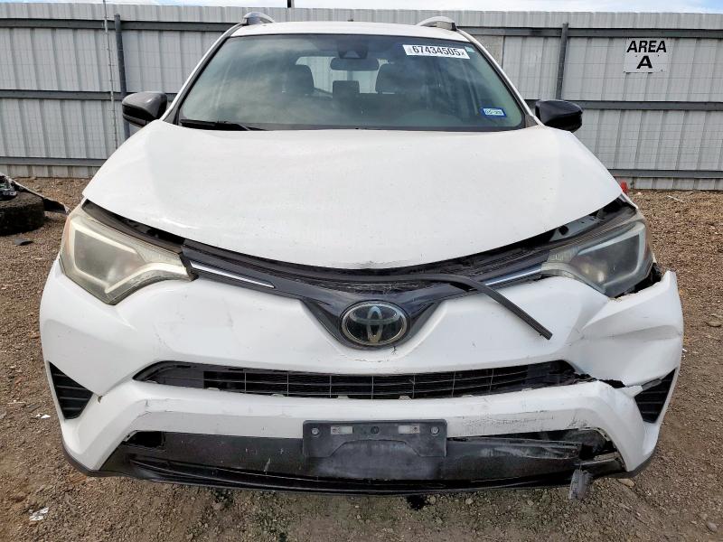 2018 TOYOTA RAV4 LE JTMZFREV8JJ739708