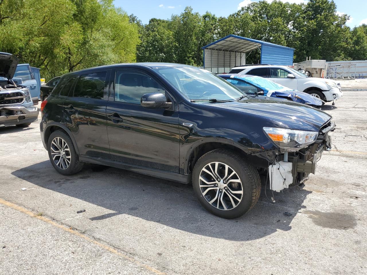 MITSUBISHI OUTLANDER ES