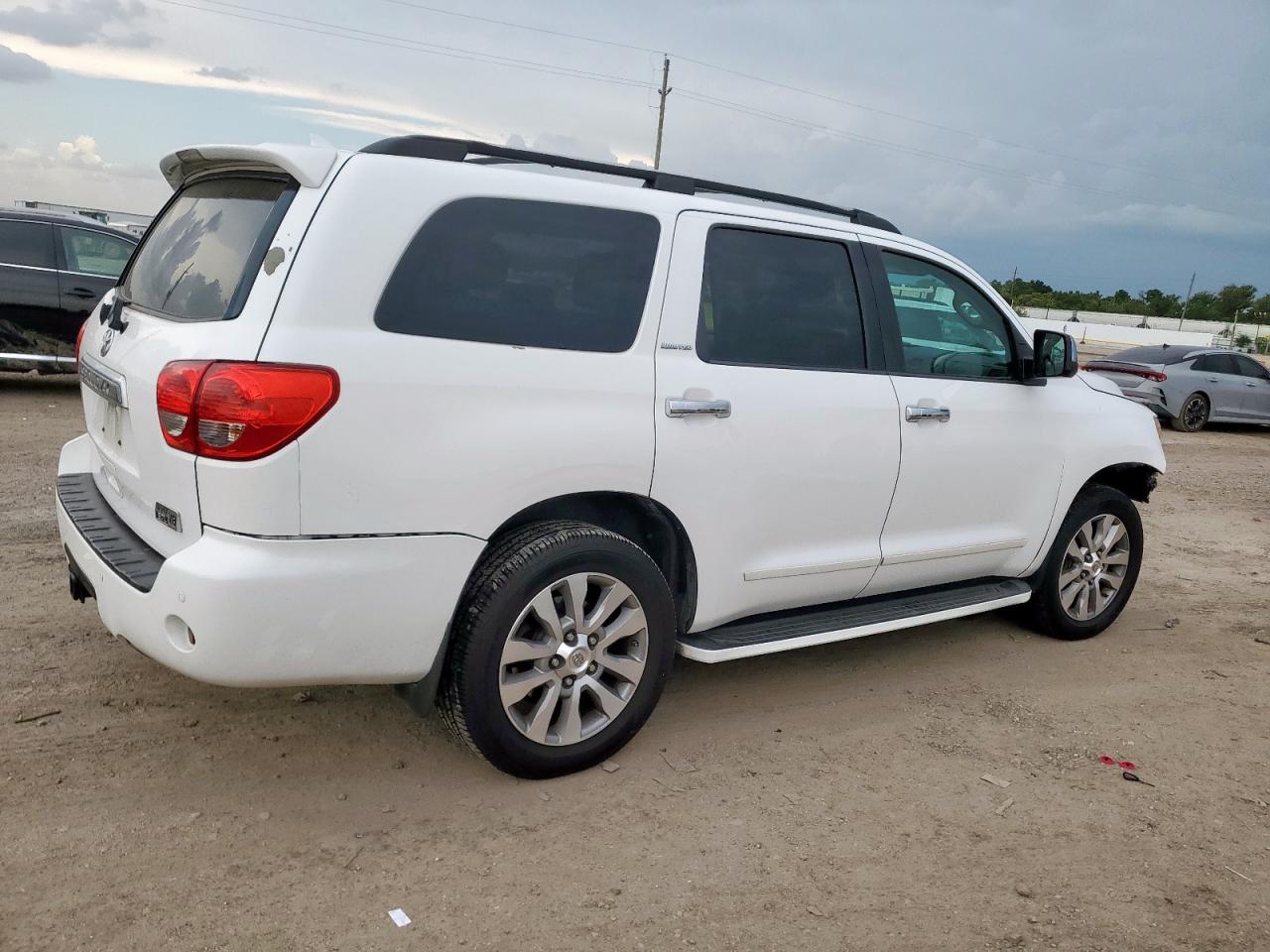 TOYOTA SEQUOIA LIMITED