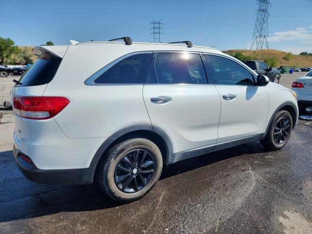 2016 KIA SORENTO LX 5XYPG4A36GG050187