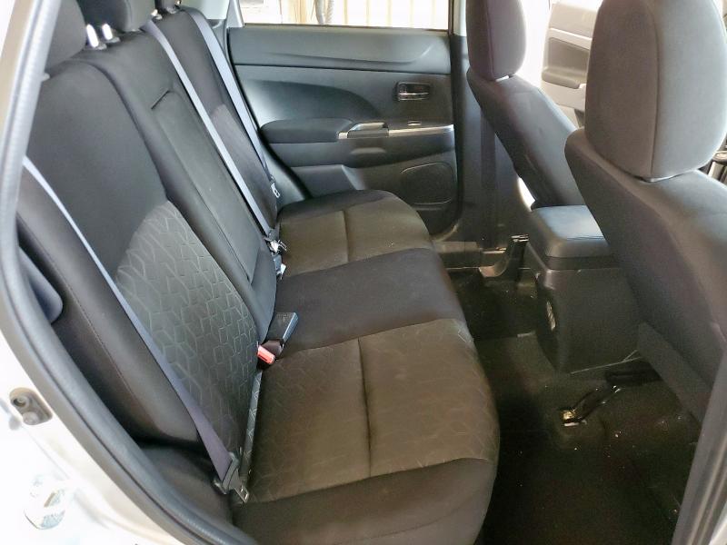 2021 MITSUBISHI OUTLANDER JA4ARUAU5MU016478