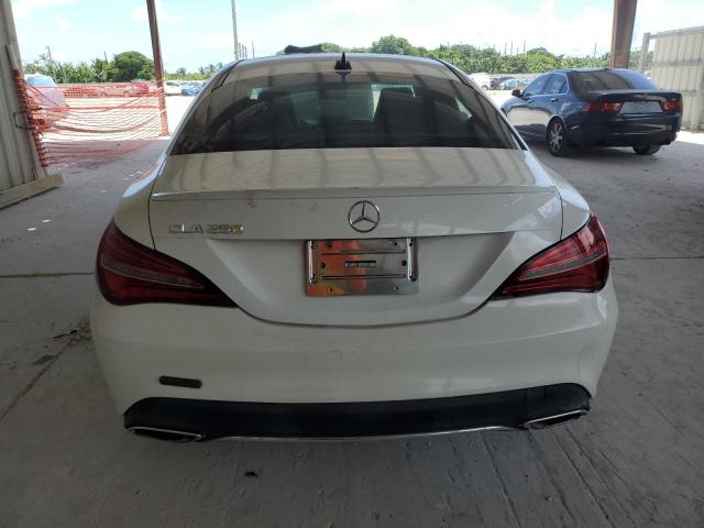 2019 MERCEDES-BENZ CLA 250 WDDSJ4EB9KN739211