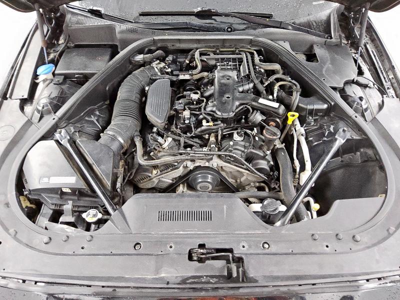 2015 HYUNDAI GENESIS 3. KMHGN4JE6FU080936