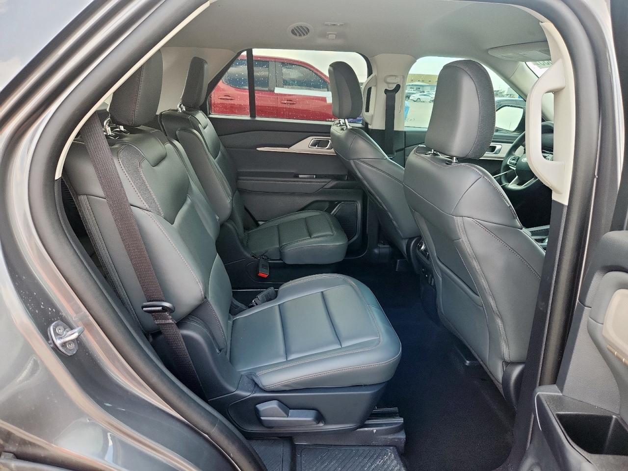 FORD EXPLORER ACTIVE