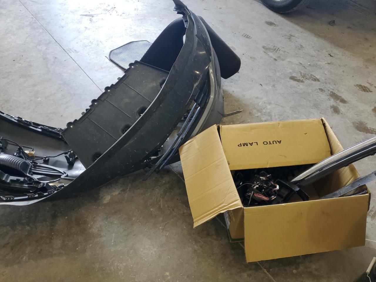 BUICK ENCLAVE ESSENCE