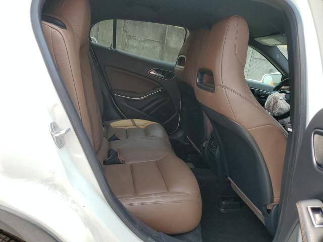 2015 MERCEDES-BENZ GLA 250 4M WDCTG4GB8FJ069538