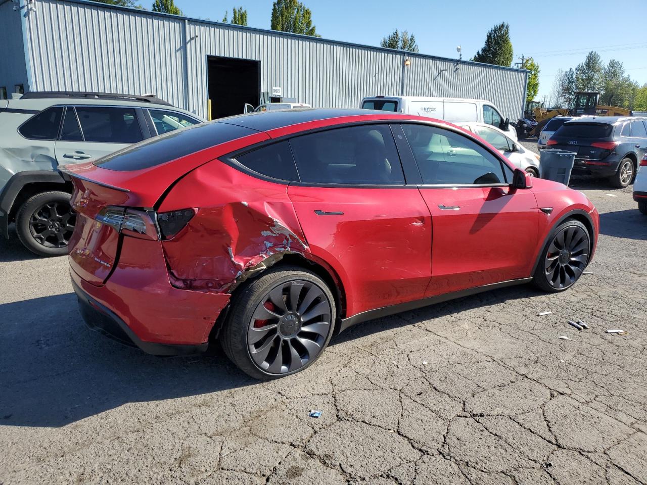 TESLA MODEL Y