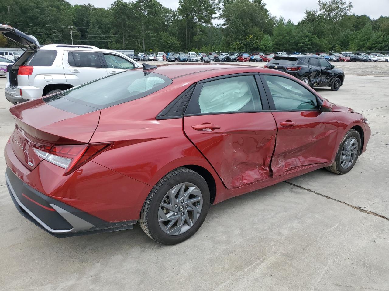 HYUNDAI ELANTRA BLUE