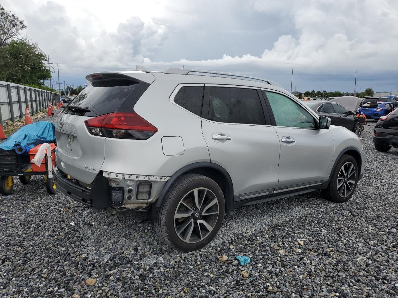 NISSAN ROGUE S