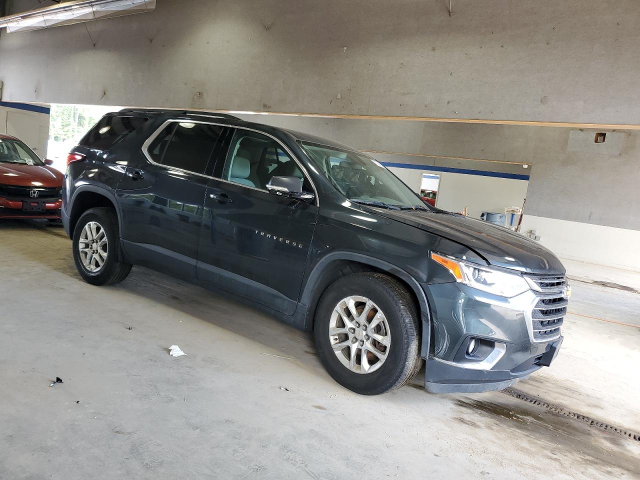 CHEVROLET TRAVERSE LT