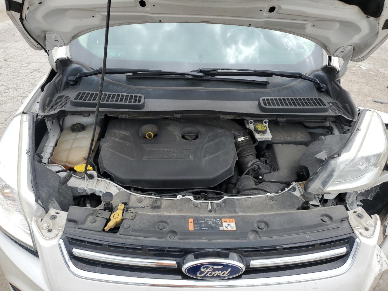 FORD ESCAPE TITANIUM