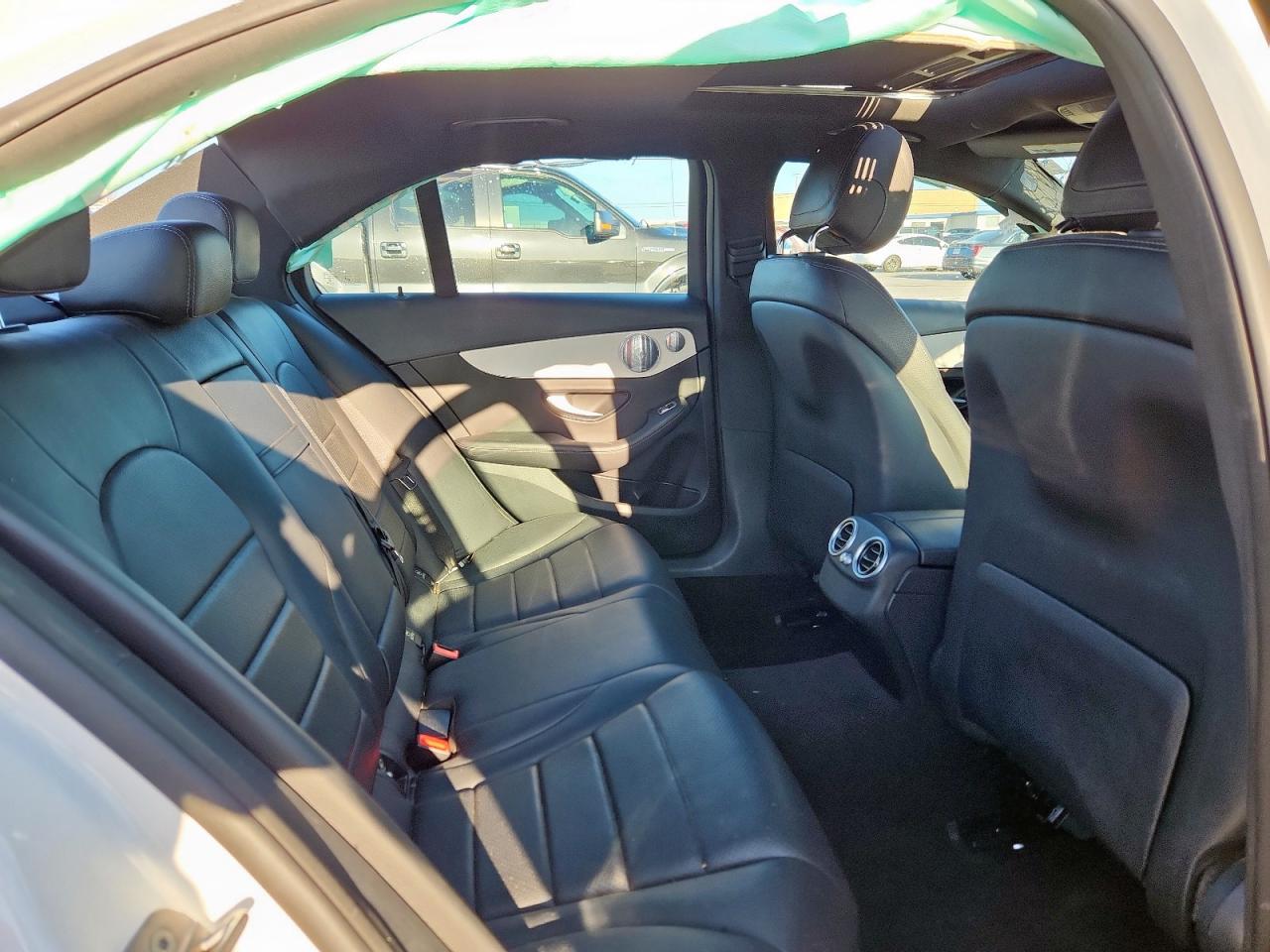 MERCEDES-BENZ C-CLASS 300