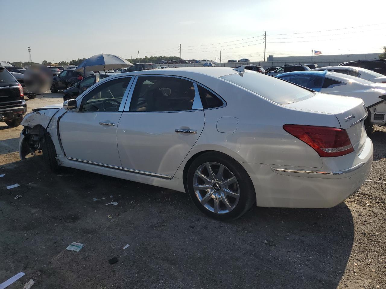 HYUNDAI EQUUS SIGNATURE