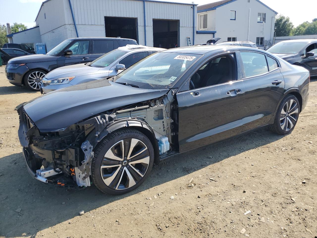 VOLVO S60 B5 MOMENTUM