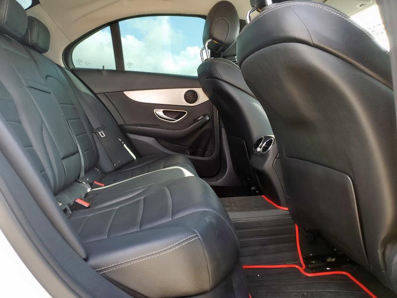 2016 MERCEDES-BENZ C 300 - 55SWF4JB0GU152919