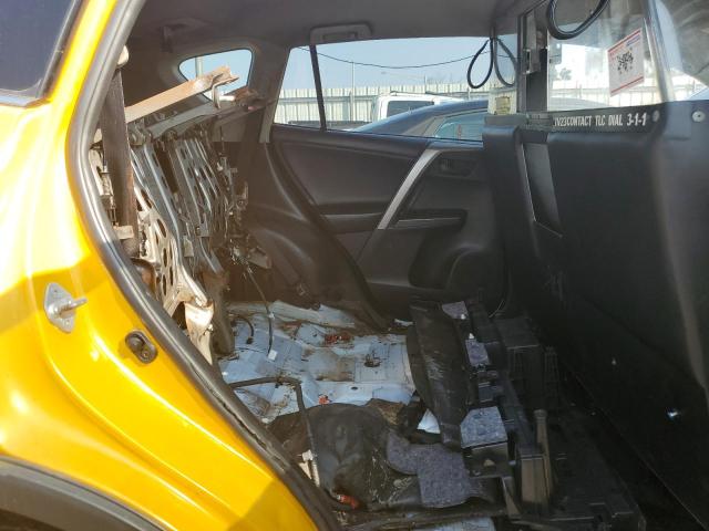 2018 TOYOTA RAV4 HV LE JTMRJREVXJD192941