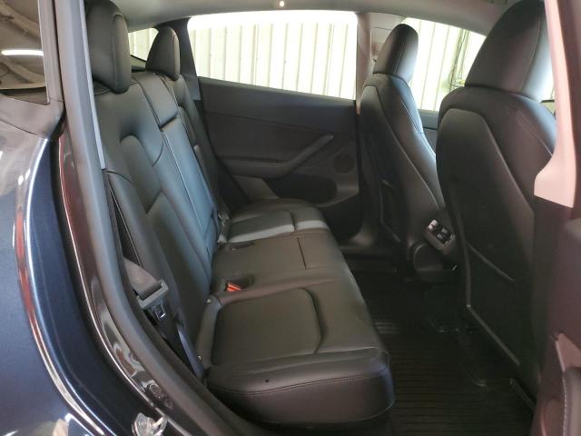 2024 TESLA MODEL Y 7SAYGDEE3RF194213