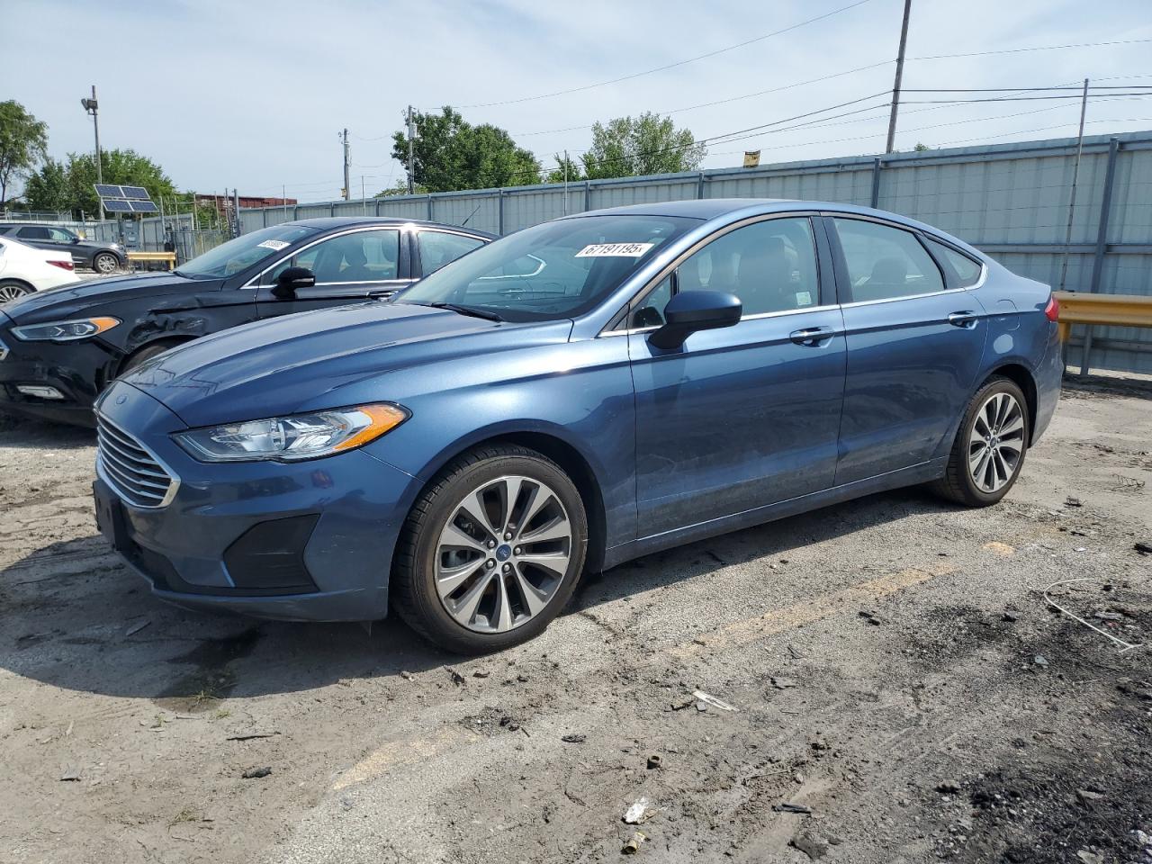 FORD FUSION SE